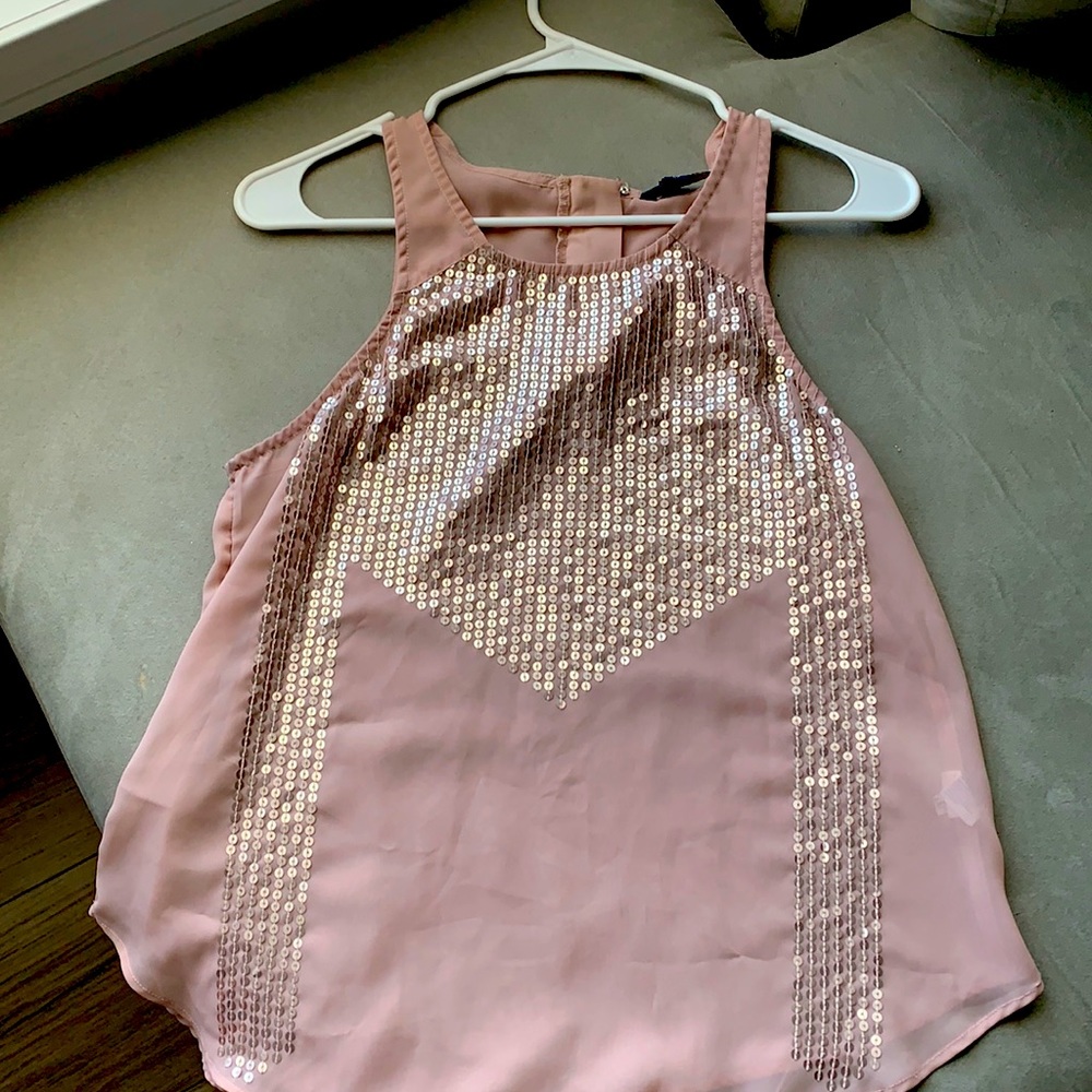 Pink, sequenced top